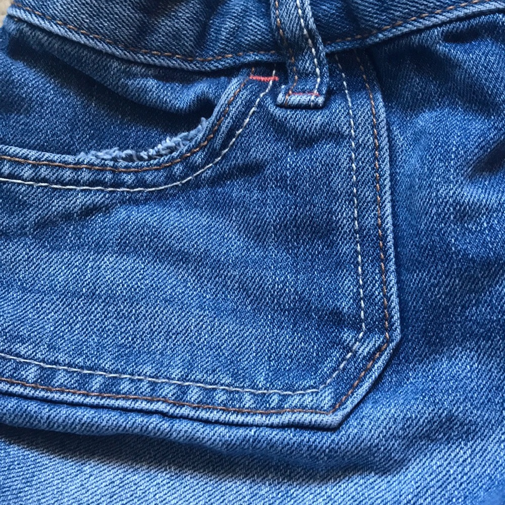 Jean Shorts - Picture 4 of 8